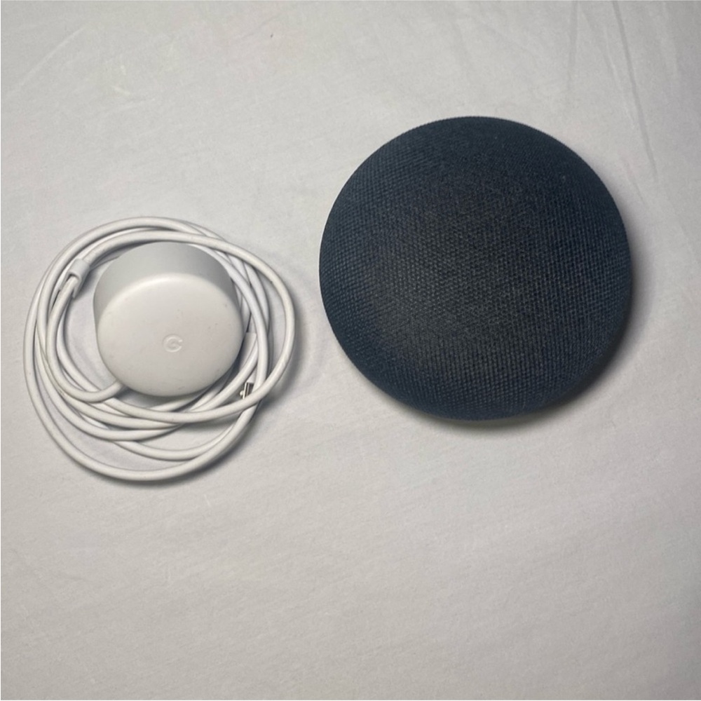 Google Home Mini Charcoal Gray Model H0A 1st Gen NWOT Never Used Works Perfectly